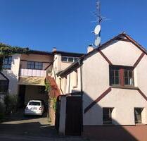 Älteres Haus mit 2 Wohnungen in der Südpfalz - Ilbesheim bei Landau in der Pfalz