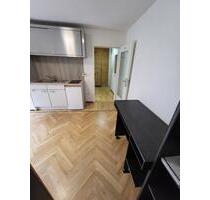 Zu Vermieten 1- Zimmer Wohnung ,Möbliert - Regensburg Ganghofersiedlung