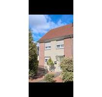 Haus mit Garten und Garage in Xanten in guter Lage