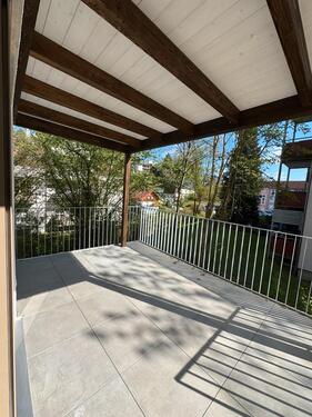 Foto - Attraktive Erdgeschosswohnung mit Garten und Überdachter Terrasse