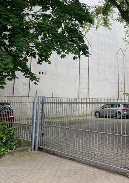 Foto - PKW Stellplatz 10777 - 85,00&nbsp;EUR Miete,