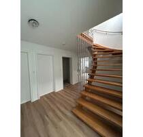 4-Zimmerwohnung, neu renoviert - 950,00 EUR Kaltmiete, ca.  83,00 m² in Neustadt an der Aisch (PLZ: 91413)