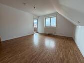 Foto - 5 Zimmer Dachgeschoßwohnung zur Miete in Litzendorf