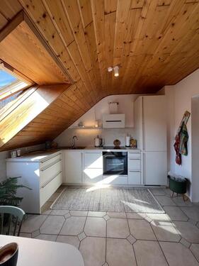 Foto - 3 Zimmer Dachgeschoßwohnung in Höchberg