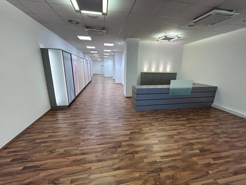 Foto - Zentral gelegene Gewerbeimmobilie aufteilbar 200-360m²