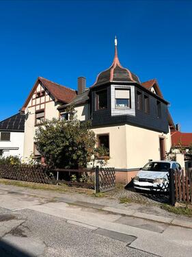 Foto - Ein Zweifamilienhaus mit märchenhaften Charme und viel Potenzial
