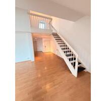 Helle 3-Zimmer Maisonette Wohnung mit Balkon in Gelnhausen