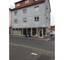 Mehrfamilienhaus mit Gewerbefläche im Zentrum von Freigericht