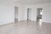 Foto - 4-ZIMMER-WOHNUNG MIT BALKON - 753,00&nbsp;EUR Kaltmiete, ca.&nbsp; 100,00&nbsp;m&sup2;