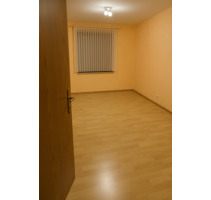 4,5 Zimmer ca. 120-125 Wohnung, Stellplatz und Waschküche - Schöntal