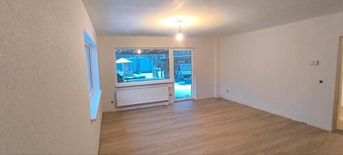 Foto - Erstbezug nach Sanierung: Charmante 3- Zimmer Haushälfte