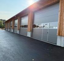 Halbe Lagerhalle zu vermieten - 2.120,00 EUR Kaltmiete, in Isny im Allgäu (PLZ: 88316)