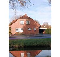 Wunderschönes gepflegtes EFH in Kanallage m. Garten, in Papenburg