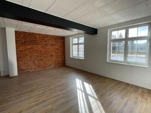 Foto - 4 Zimmer Etagenwohnung zur Miete in Thalheim/Erzgebirge