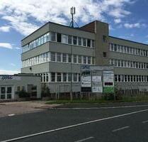 Stellplatz für PKW, Wohnwagen, Bootsanhänger etc. zentral - Freiberg