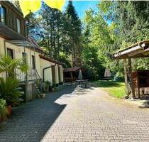 Schönes Landhaus in Alleinlage im Welzheimer Wald. 2 WE. - Plüderhausen
