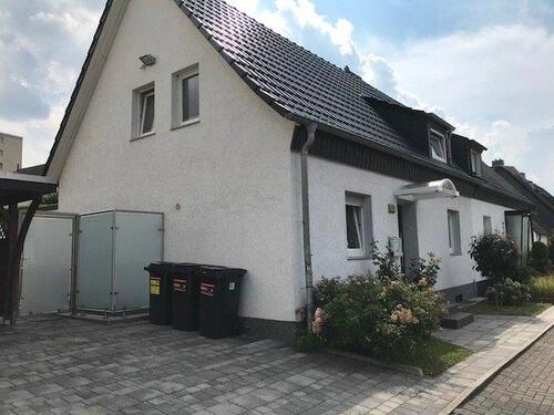 Foto - Familienhaus mit großem Südgarten nähe BO-Stiepel