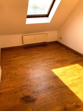 Foto - 1 Zimmer Dachgeschoßwohnung zur Miete in Wuppertal