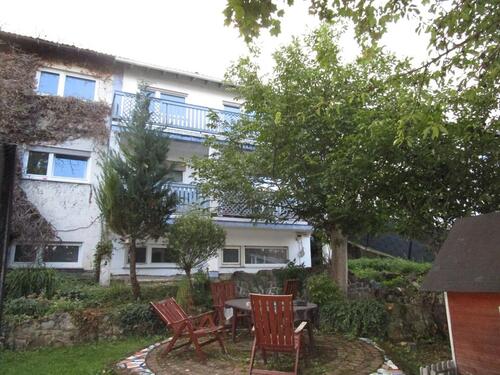 Foto - Mehrfamilienhaus für die Großfamilie ( 3 getrennte Wohnungen)