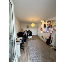 Schöne 2-Zimmer Wohnung in guter Lage zu vermieten - Dessau-Roßlau