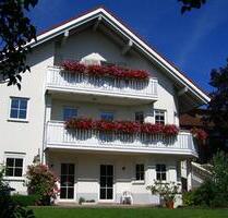 Repräsentatives Traumhaus, 9 Zimmer, PV, ELW, Garten, Garage... - Kißlegg