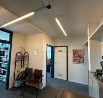 Großzügige Büro-Praxiseinheit mit Balkon in zentraler Lage von Ludwigshafen - Ludwigshafen am Rhein