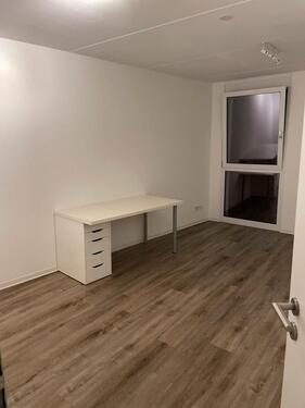 Foto - Wohnzimmer - 380,00 EUR Kaltmiete,