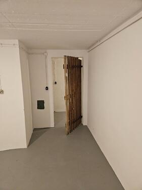 Foto - 3 Zimmer Dachgeschoßwohnung zur Miete in Sulzbach am Main