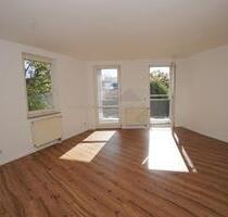 2-Raum-Wohnung mit Balkon und Einbauküche in Traum-Lage am Schwanenteich! - Zwickau