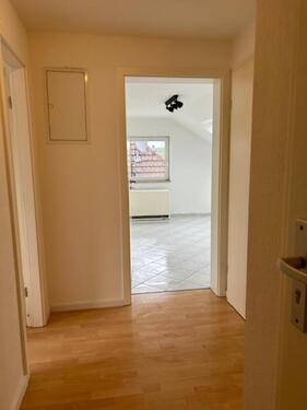 Foto - Schöne helle geräumige und gut geschnittene 2-Zi. DG Wohnung in G