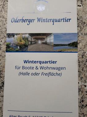 Foto - Hallenstellplatz für Wohnwagen, Auto , Boot ...