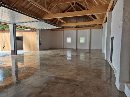 Foto - Sanierte Lagerhalle (230-310m²) Straubing, Mwst. ausweisbar