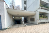 Foto - Zentraler Tiefgaragenstellplatz (direkt an der U1 Gern)