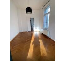 92qm Altbauwohnung im Zentrum - 960,00&nbsp;EUR Kaltmiete, ca.&nbsp; 91,00&nbsp;m&sup2; in Leipzig (PLZ: 04103) Mitte