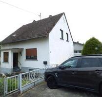 freistehendes EFH mit Doppelgarage, Carport und Garten - Hargesheim