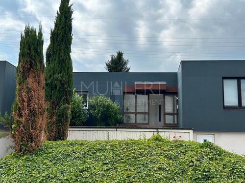 Foto - Attraktive Büroräume mit Terrasse in ruhiger Lage im Gewerbegebiet