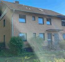 Ruhige 3 Zimmer Wohnung, 1.OG, Einbauküche, Südbalkon, Garten - Ummern