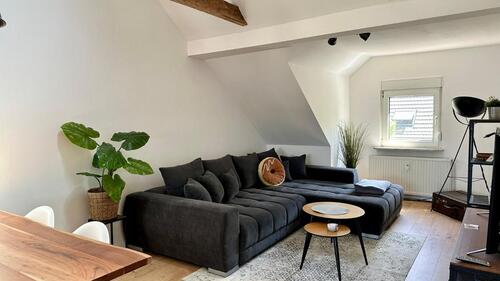 Foto - Hochwertige 2,5-Zimmer-Dachgeschoss-Maisonette, voll ausgestattet