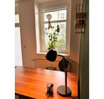 Fix Desk Magdeburg: flexibles CoWorking mit Konferenzraum, Küche & Balkon