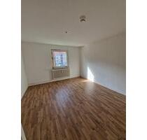 **Gertrudenstraße 4, Bad | Großzügige 7-Zimmer-Erdgeschosswohnung mit Renovierungsbonus – Viel Platz für Ihre Ideen! - Salzgitter Ortschaft Südost