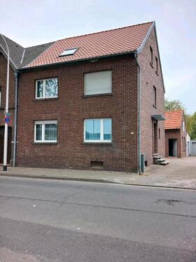 Foto - Einfamilienhaus grosses Grundstück Nebengebäude