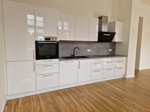 Foto - Wohntraum mit Platz für kommunikatives Kochen und ein ruhiges HomeOffice