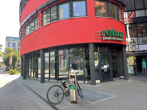 Foto - Provisionsfrei in erstklassiger Lage: Attraktive Gewerberäume für Handel, Büro oder Praxis