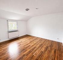 3-Zimmer DG Wohnung - 370,00&nbsp;EUR Kaltmiete, ca.&nbsp; 51,25&nbsp;m&sup2; in Wuppertal (PLZ: 42389) Gemarkung Langerfeld