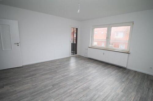 Foto - Emden - Barenburg: Moderne 3-Zimmer-Wohnung im II OG mit Balkon!