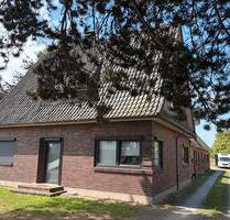 Kernsaniertes Zweifamilienhaus | 3.744 m² Grundstück | Weide - Dörverden