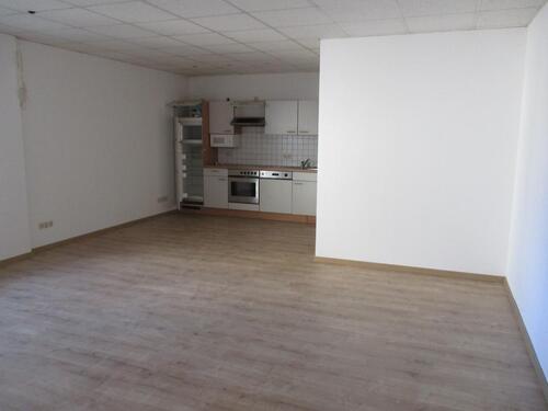 Foto - Erstbezug nach Renovierung- 2-Raum-Wohnung mit Einbauküche zu vermieten