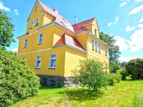 Foto - Helle 2-Raum-Wohnung mit EBK in gepflegter Stadtvilla mit Garten