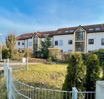 2-Zimmer-DG Wohnung mit Balkon & TG-Stellplatz - Stuttgart Zuffenhausen