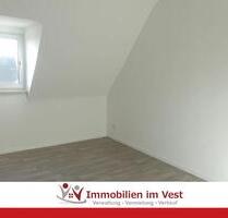 ***Singles aufgepasst*** helle renovierte Dachgeschosswohnung wartet auf Ihren Einzug - Haltern am See